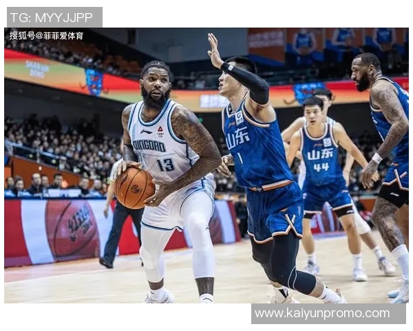 鲍威尔谈伤势不重表示热爱篮球即使带伤也能坚持上场比赛